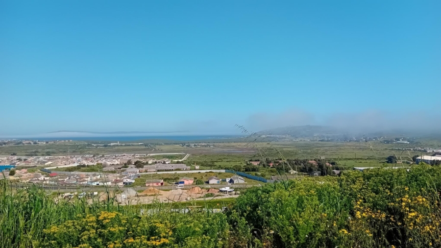 0 Bedroom Property for Sale in Hoogland Western Cape